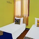 Oyo Life 91931 Permata Brantas Syariah Homestay